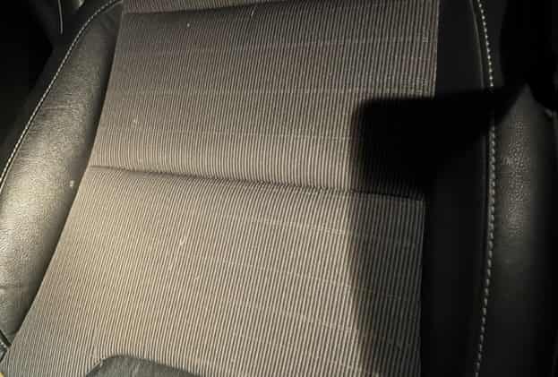 Textile-cars - Automotive-industry 12-06-2023 • Polyestertime